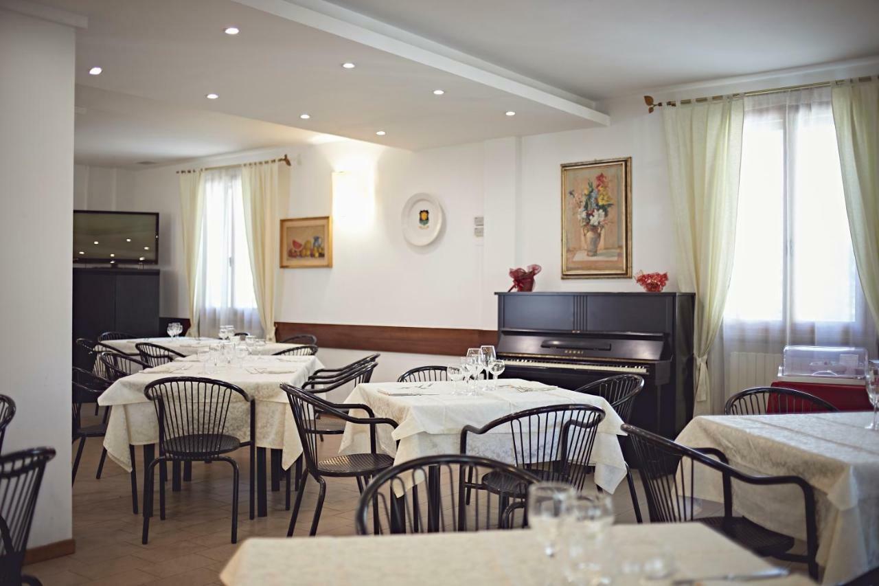 Albergo Romagna Fratta Terme Eksteriør billede