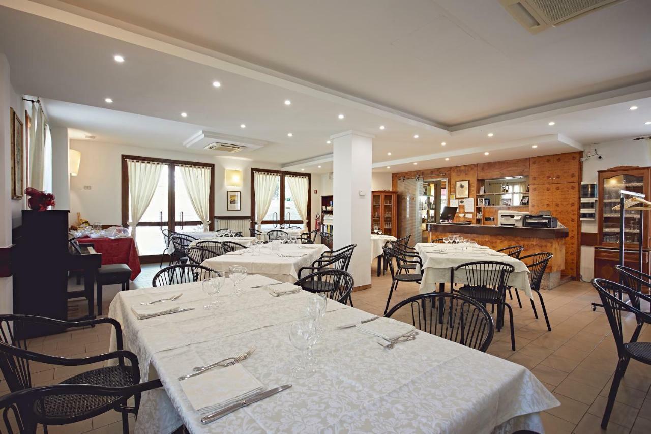Albergo Romagna Fratta Terme Eksteriør billede